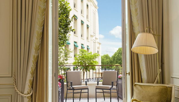 Shangri-La Paris - Photo 3, Room