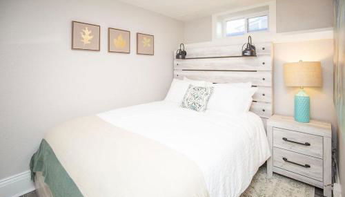 Cozy Retreat | Walk to Unc | Free Cruiser Bikes - Foto 5