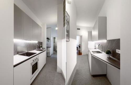 StayEasy Crocetta - Duomo walking, 2 bedrooms 2 baths - Foto 19