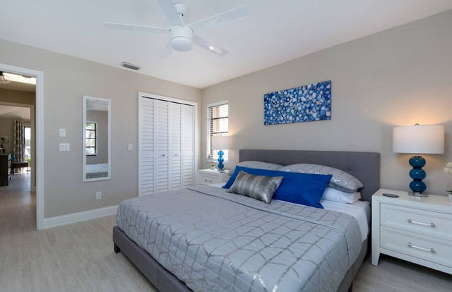 Waterfront Villa With Heated Pool Spa - Foto 49