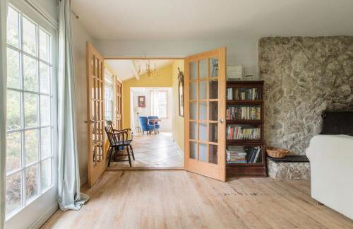 Southampton Village, 2 Fireplaces, Walk to All - Foto 33