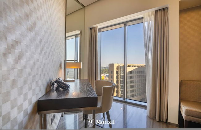 Elegant 3BR With Pool Near Wafi Mall Dubai Frame - Photo 15