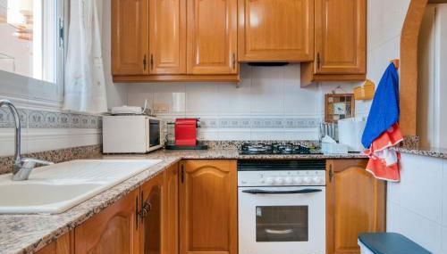 Oliva Avinyo - Photo 5