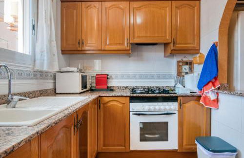 Oliva Avinyo - Photo 5