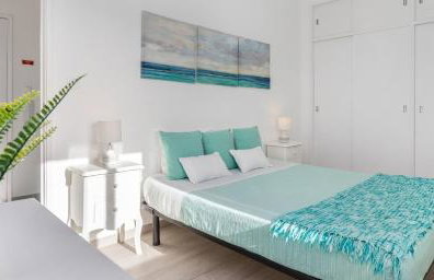 APARTAMENTO COR DO MAR - Sunny, Clean and spacious apartment with sea view, in Alvor - very close walking distance to the beach and Alvor Village - Foto 1