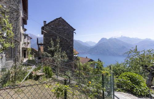 Cozy Hideaway Above Lake Como - Photo 76