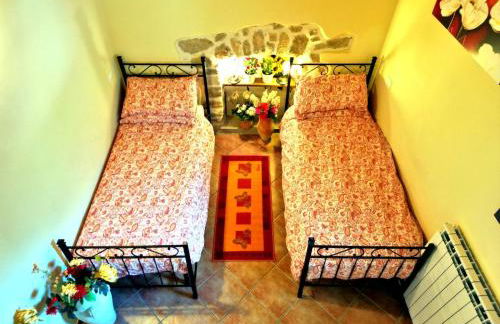 Apartment with Sunny Balcony overlooking Introdacqua - Foto 8