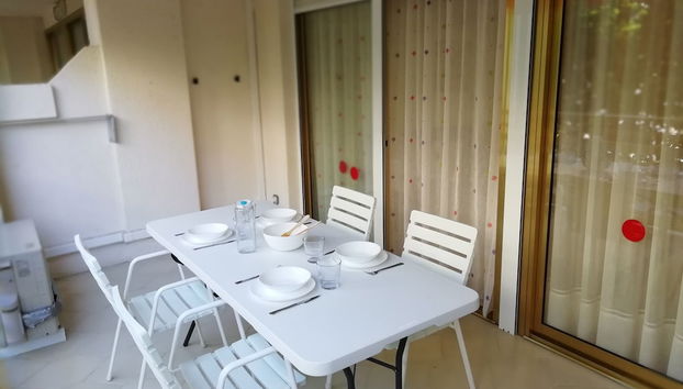 Novelty Beach 2 Salou, climatizado, piscina y playa - Foto 2, Immagine principale