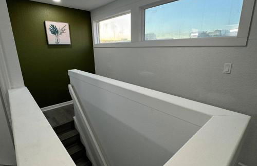 2BD DT Dallas l FIFA READY l 5 Min from Love Field - Foto 14