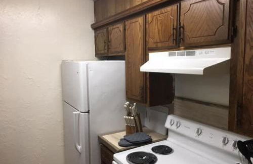 Cozy 1-BR upstairs apartment, near Fort Sill! - Photo 10