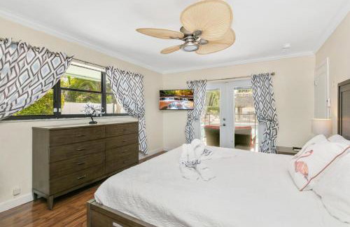 Spacious 4BR 2 5BA Family Retreat Pool Near Beach - Foto 24