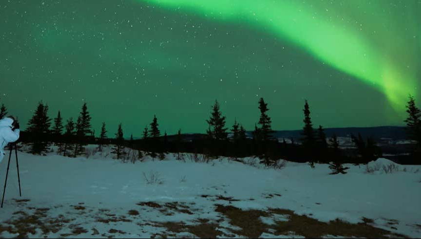 Tour fotográfico de la aurora boreal con barbacoa