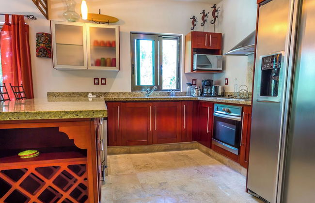 Paseo del Sol Condohotel by Bric - Photo 40