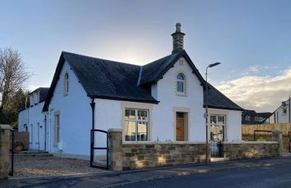 ISLAY House,Comfortable Home with private garden, Pencaitland, East Lothian, Scotland - Foto 1
