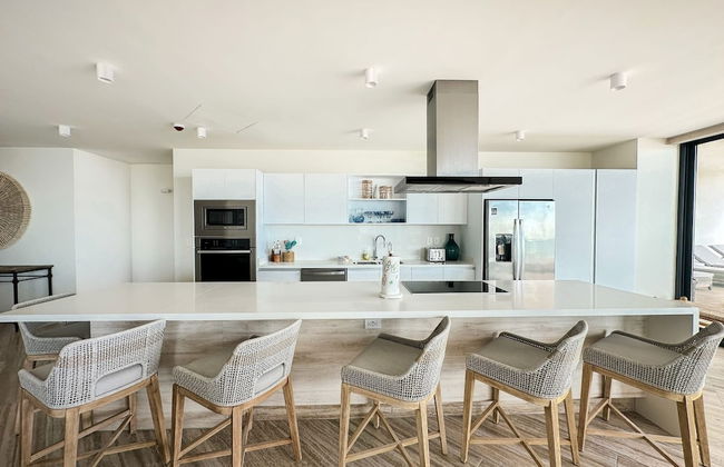 3BR Ground Floor Condo With Direct Pool Access - Foto 22