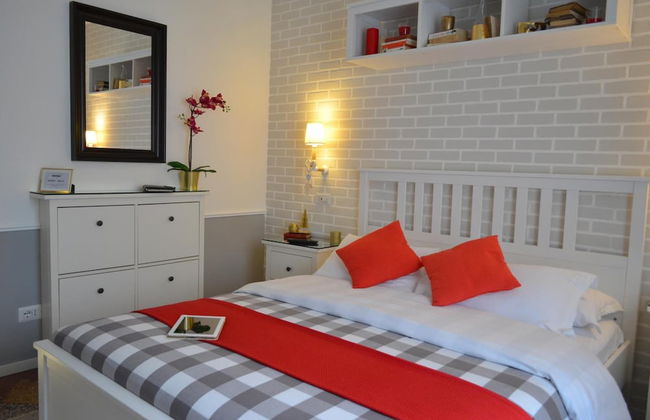 Moonlight Inn Guest House - Photo 19