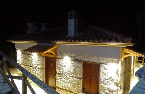 Τείχιο Πατρικό - Tihio Patriko - Πέτρινη κατοικία - Foto 1