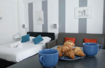 Arc de Triomphe & Trocadéro Square - Paris Vacation Rentals - Foto 6