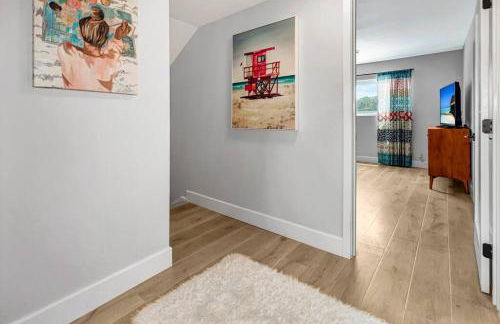 Huntington Beach, AC, Pool, Hot Tub, Detached Office, Close to Beach, Outside Entertaining Area - Photo 24