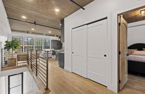 The Loft 10 - Steps from the Lake & Dining- Newly renovated in the heart of McCall - Foto 20