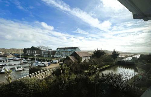 North Quay - Pet friendly Luxury Townhouse overlooking Bembridge Harbour - Photo 38