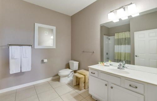 Newly Updated Condo w Scenic Resort View - Foto 20