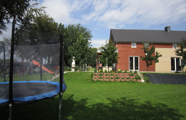 Holiday Home in Robertville Near Lake & Sauna - Foto 37