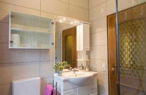 Villa Relax - Ferienwohnungen & Hallenbad & Relaxgarten - Foto 45