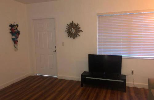 2 Bedroom Apartment Free Reserved Parking - Foto 12