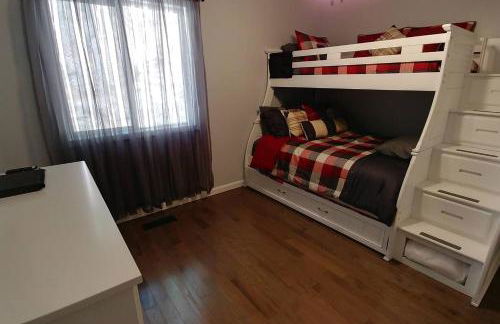 Peace of Heaven, Modern Chic Cabin, Majestic Mountain Views, Hot Tub, Fire Pit, Outdoor Games, Close to Town - Foto 37