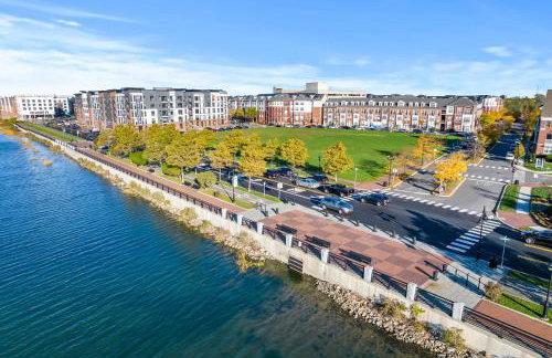 Landing Beautiful 1BD Clubhouse Gym - Foto 34