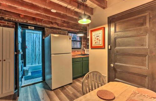 1850s historic Row House 7min train to NYC with private backyard - Foto 8