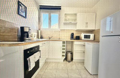 Centre Carcassonne apartment with private sunny terrace - Foto 8