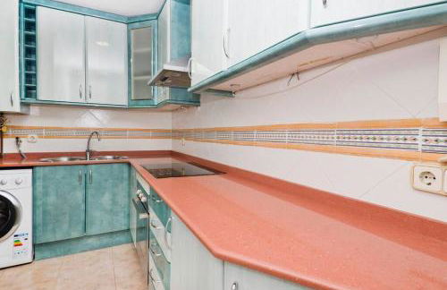 Glorias:Sagrada Familia 15 minutos - Playa 20 minutos - Foto 8