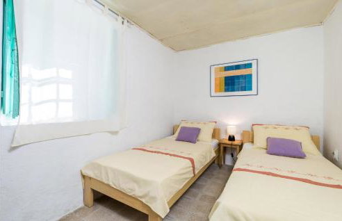 3 Bedroom Lovely Home In Nerezine - Foto 21