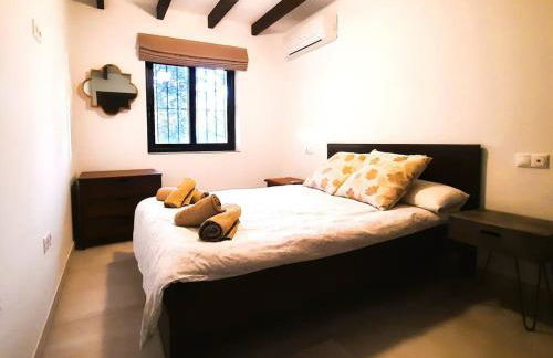 La Escala - 6 bedroom villa with pool - Photo 40