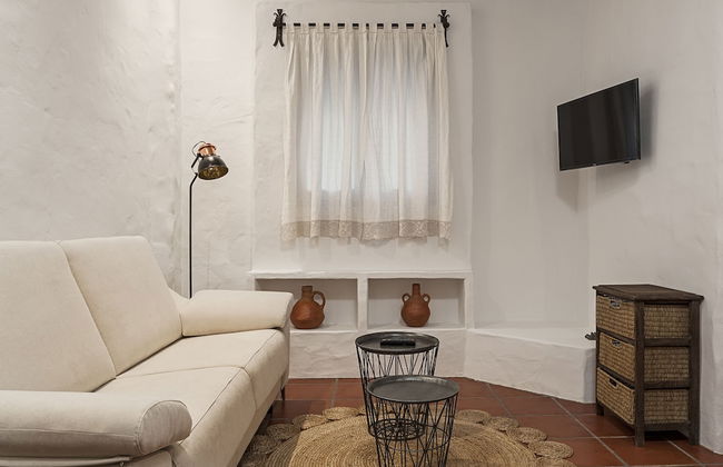 Habitaciones y Apartamentos en el centro La Jábega by Conil Home - Photo 13