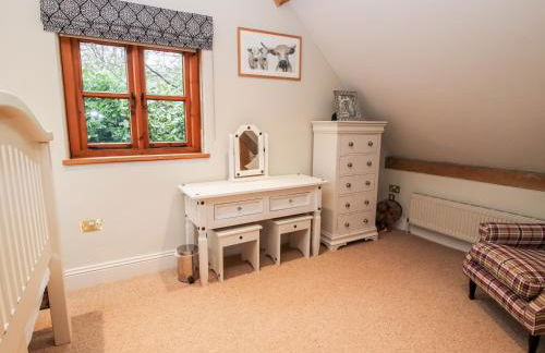 Pultheley Cottage - Photo 9