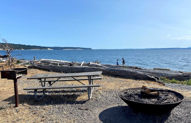 Totally Beachin' Getaway by Avantstay Waterfront - Foto 4