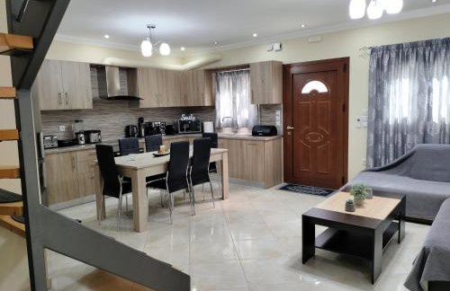 Silver Pearl Apartment - Photo 16