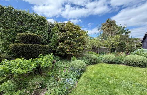 Tranquil Seaside Cottage by NewFo - Photo 75