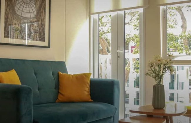 w Contemporary 1BR Near Central Restaurante - Photo 22