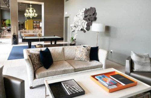 Elegant 2BR with Resort Pool and Lounge Areas 2 - Photo 32