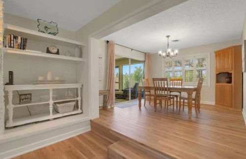 Lake Haven Retreat Private Dock & Peaceful Views - Photo 10