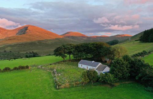 Thistle Thatch Cottage and Hot Tub - Mourne Mountains - Foto 5