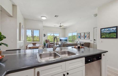Panorama View - Mountain Views - Community Pool - Foto 13