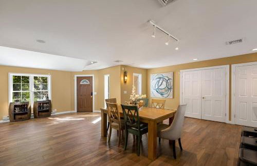 Nature Getaway Charming Villa Near Trails & Parks - Foto 72