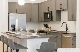 Modern 2BR Condo Near Railroad Park and UAB - Foto 6