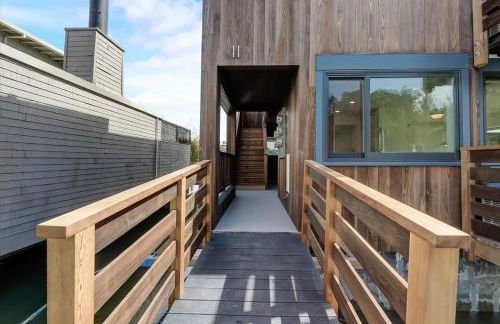 Floating Condos of Commodore 11 - Foto 17