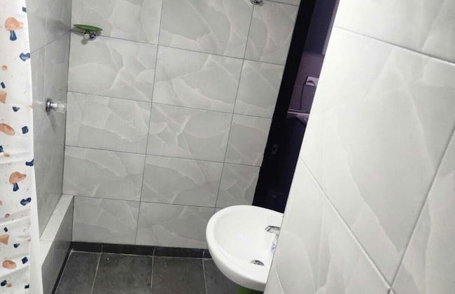 LINDOS APARTAMENTOS CENTRAL JCH RESTREPO - Photo 28